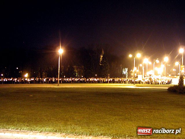 Zdjęcie w galerii na portalu naszraciborz.pl: Beatyfikacja JPII: majówki odwołane wiadomości z regionu