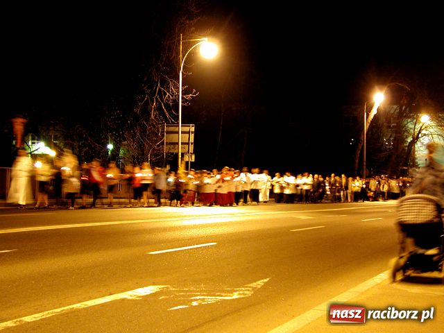 Zdjęcie w galerii na portalu naszraciborz.pl: Beatyfikacja JPII: majówki odwołane wiadomości z regionu