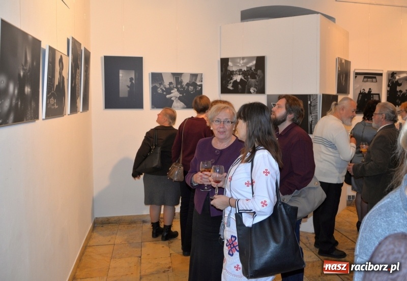 Zdjęcie w galerii na portalu naszraciborz.pl: Chasydzi w Lelowie w raciborskim Muzeum. Koncert i skrzynka piwa WIDEO wiadomości z regionu