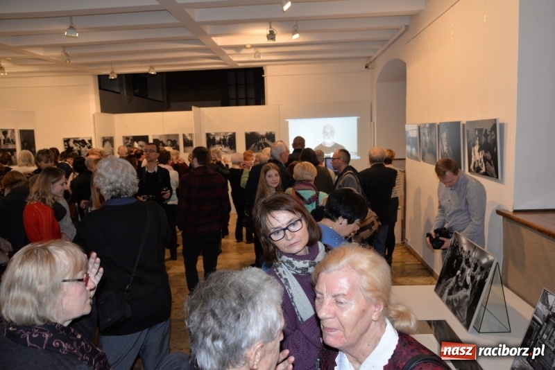 Zdjęcie w galerii na portalu naszraciborz.pl: Chasydzi w Lelowie w raciborskim Muzeum. Koncert i skrzynka piwa WIDEO wiadomości z regionu