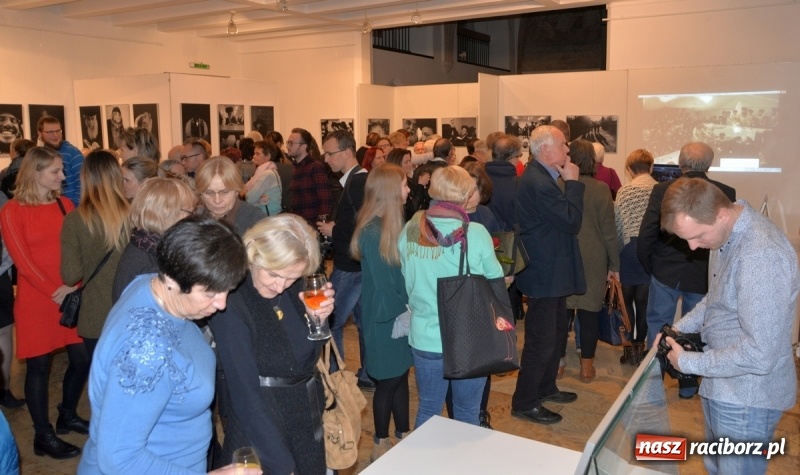 Zdjęcie w galerii na portalu naszraciborz.pl: Chasydzi w Lelowie w raciborskim Muzeum. Koncert i skrzynka piwa WIDEO wiadomości z regionu
