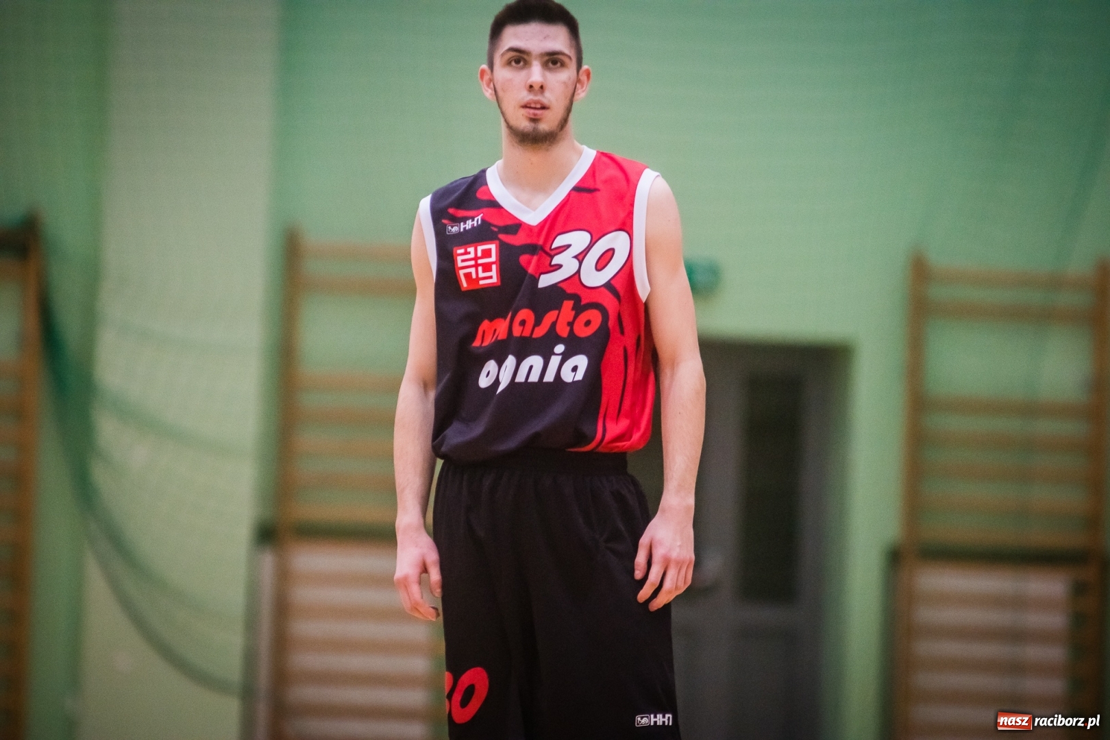 Zdjęcie w galerii na portalu naszraciborz.pl: Wygrana Ofensywy w starciu z ŻAK-iem wiadomości z regionu