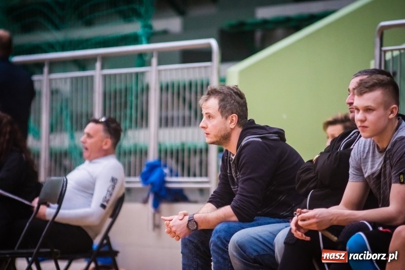 Zdjęcie w galerii na portalu naszraciborz.pl: Wygrana Ofensywy w starciu z ŻAK-iem wiadomości z regionu