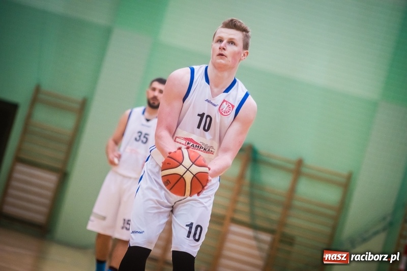 Zdjęcie w galerii na portalu naszraciborz.pl: Wygrana Ofensywy w starciu z ŻAK-iem wiadomości z regionu