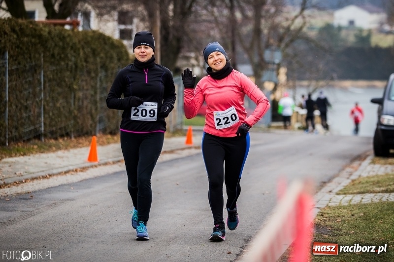 Zdjęcie w galerii na portalu naszraciborz.pl: VI Eko-Okna Cross po Ziemi Pietrowickiej. Na trasie ponad 200 biegaczy  wiadomości z regionu