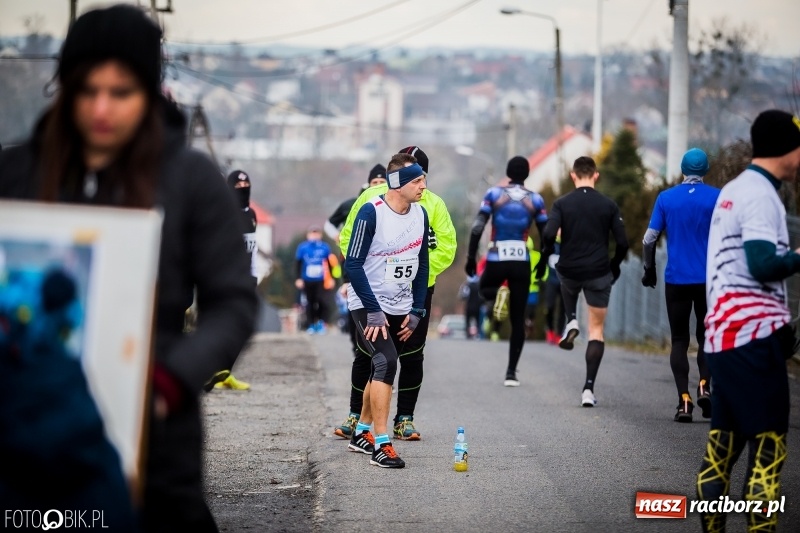 Zdjęcie w galerii na portalu naszraciborz.pl: VI Eko-Okna Cross po Ziemi Pietrowickiej. Na trasie ponad 200 biegaczy  wiadomości z regionu
