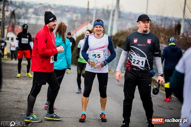 Zdjęcie w galerii na portalu naszraciborz.pl: VI Eko-Okna Cross po Ziemi Pietrowickiej. Na trasie ponad 200 biegaczy  wiadomości z regionu