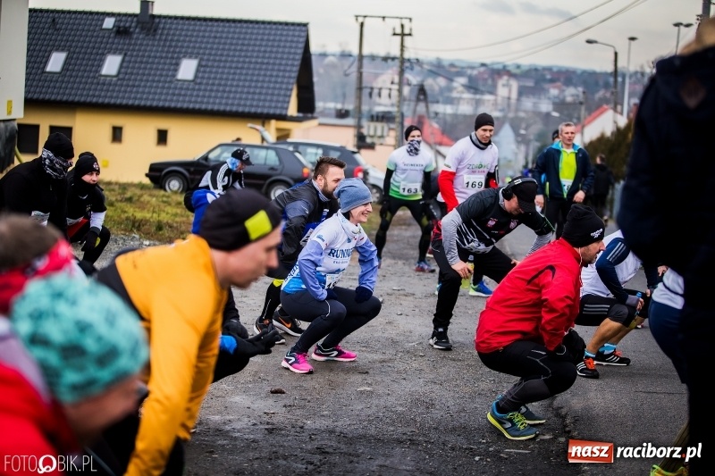 Zdjęcie w galerii na portalu naszraciborz.pl: VI Eko-Okna Cross po Ziemi Pietrowickiej. Na trasie ponad 200 biegaczy  wiadomości z regionu