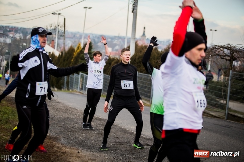 Zdjęcie w galerii na portalu naszraciborz.pl: VI Eko-Okna Cross po Ziemi Pietrowickiej. Na trasie ponad 200 biegaczy  wiadomości z regionu