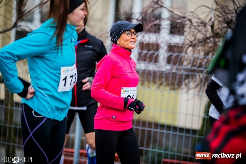 Zdjęcie w galerii na portalu naszraciborz.pl: VI Eko-Okna Cross po Ziemi Pietrowickiej. Na trasie ponad 200 biegaczy  wiadomości z regionu