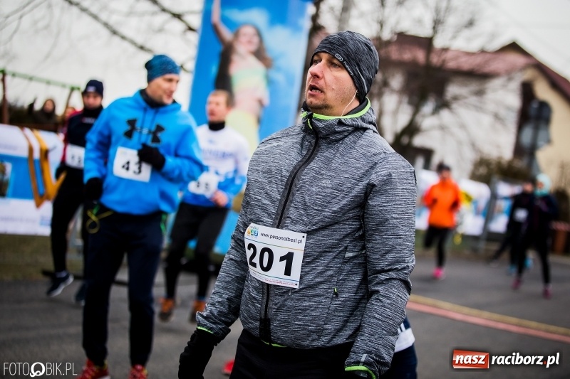 Zdjęcie w galerii na portalu naszraciborz.pl: VI Eko-Okna Cross po Ziemi Pietrowickiej. Na trasie ponad 200 biegaczy  wiadomości z regionu