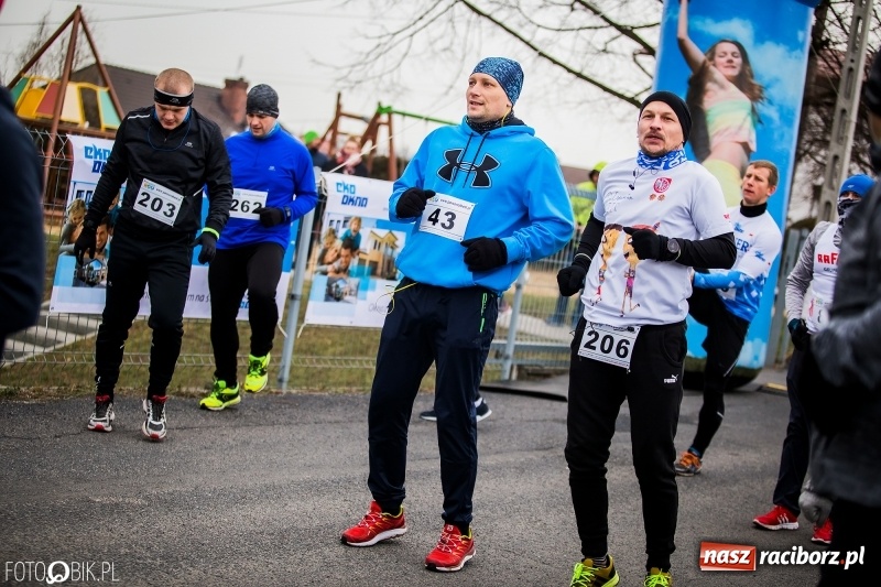 Zdjęcie w galerii na portalu naszraciborz.pl: VI Eko-Okna Cross po Ziemi Pietrowickiej. Na trasie ponad 200 biegaczy  wiadomości z regionu