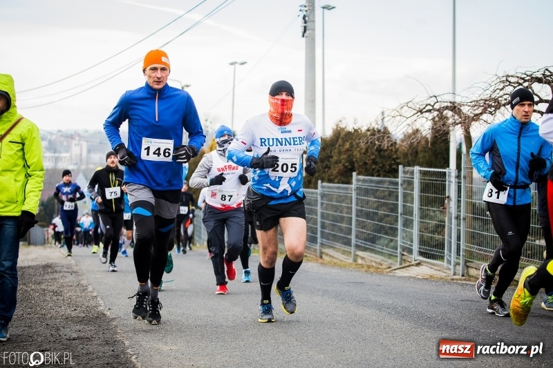 Zdjęcie w galerii na portalu naszraciborz.pl: VI Eko-Okna Cross po Ziemi Pietrowickiej. Na trasie ponad 200 biegaczy  wiadomości z regionu