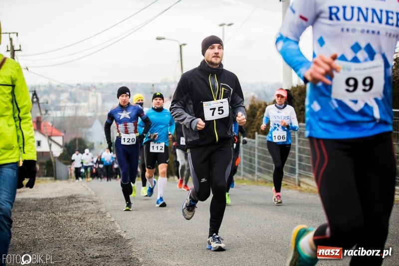 Zdjęcie w galerii na portalu naszraciborz.pl: VI Eko-Okna Cross po Ziemi Pietrowickiej. Na trasie ponad 200 biegaczy  wiadomości z regionu