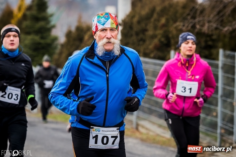 Zdjęcie w galerii na portalu naszraciborz.pl: VI Eko-Okna Cross po Ziemi Pietrowickiej. Na trasie ponad 200 biegaczy  wiadomości z regionu