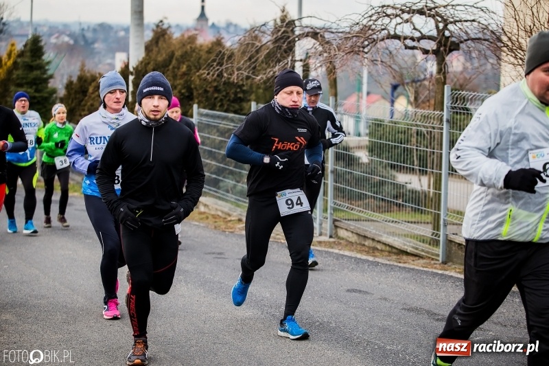 Zdjęcie w galerii na portalu naszraciborz.pl: VI Eko-Okna Cross po Ziemi Pietrowickiej. Na trasie ponad 200 biegaczy  wiadomości z regionu