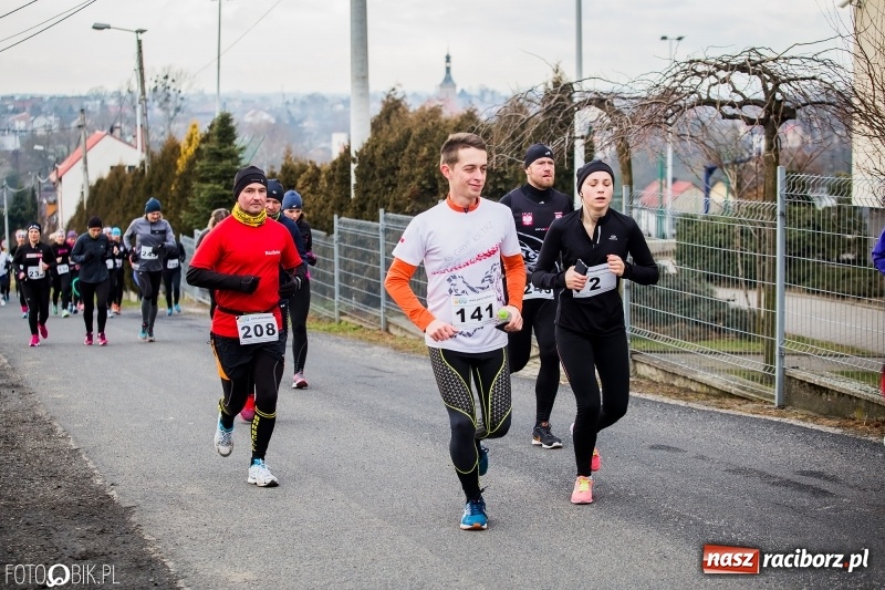 Zdjęcie w galerii na portalu naszraciborz.pl: VI Eko-Okna Cross po Ziemi Pietrowickiej. Na trasie ponad 200 biegaczy  wiadomości z regionu