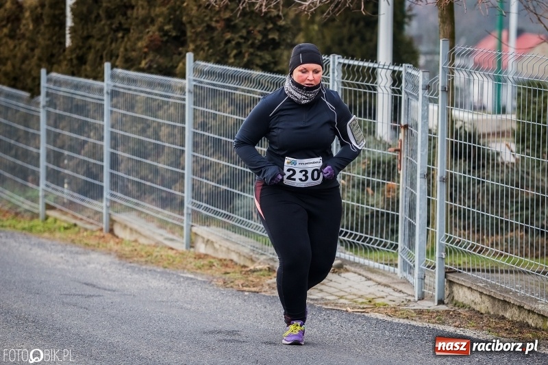 Zdjęcie w galerii na portalu naszraciborz.pl: VI Eko-Okna Cross po Ziemi Pietrowickiej. Na trasie ponad 200 biegaczy  wiadomości z regionu