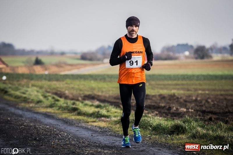 Zdjęcie w galerii na portalu naszraciborz.pl: VI Eko-Okna Cross po Ziemi Pietrowickiej. Na trasie ponad 200 biegaczy  wiadomości z regionu