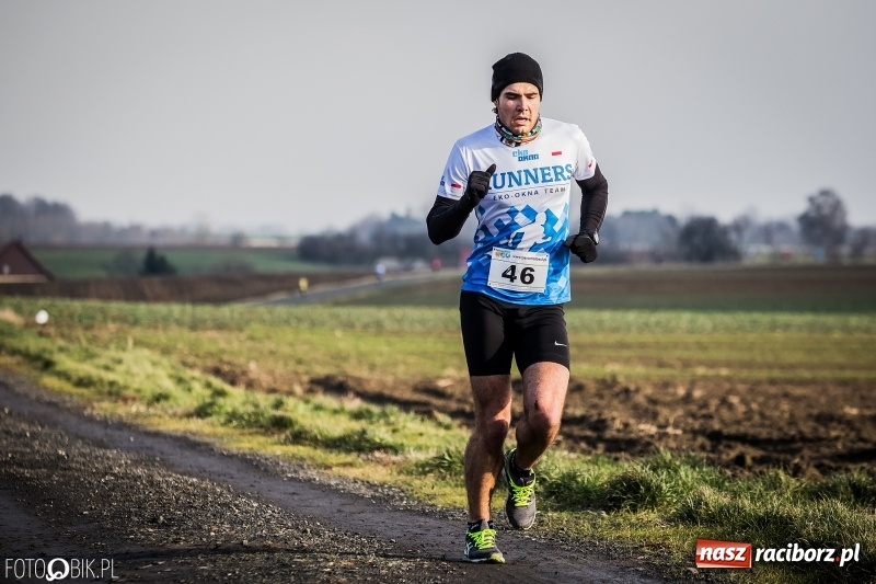 Zdjęcie w galerii na portalu naszraciborz.pl: VI Eko-Okna Cross po Ziemi Pietrowickiej. Na trasie ponad 200 biegaczy  wiadomości z regionu