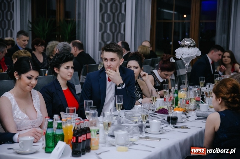 Zdjęcie w galerii na portalu naszraciborz.pl: Mechanik bawi się w Bravo FOTO i WIDEO wiadomości z regionu