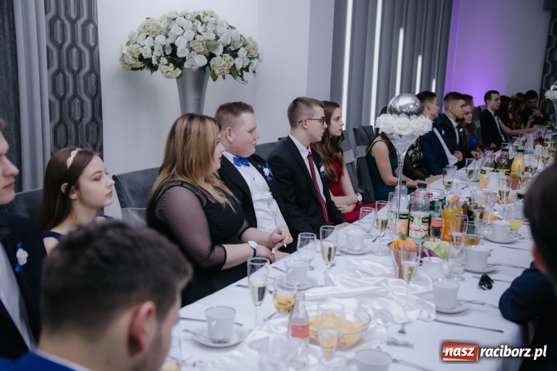 Zdjęcie w galerii na portalu naszraciborz.pl: Mechanik bawi się w Bravo FOTO i WIDEO wiadomości z regionu