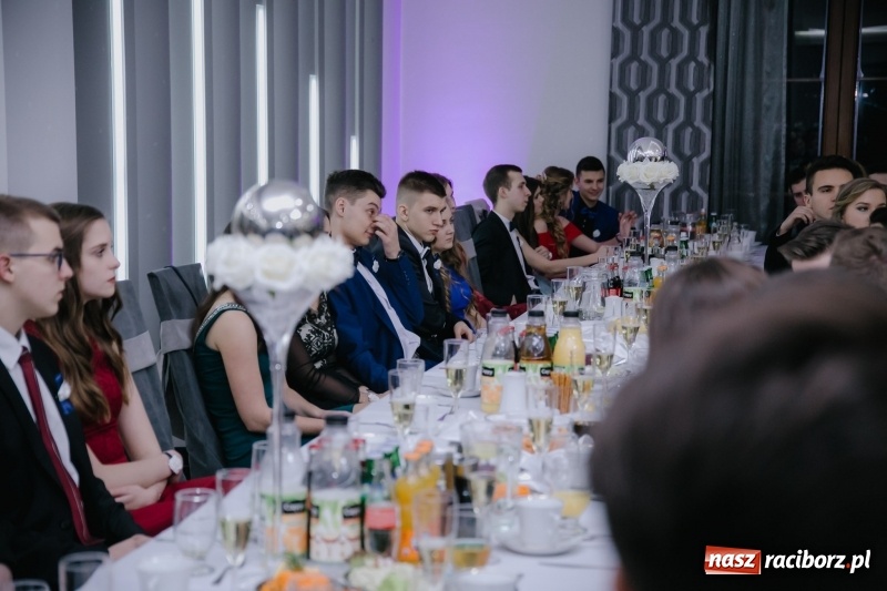 Zdjęcie w galerii na portalu naszraciborz.pl: Mechanik bawi się w Bravo FOTO i WIDEO wiadomości z regionu