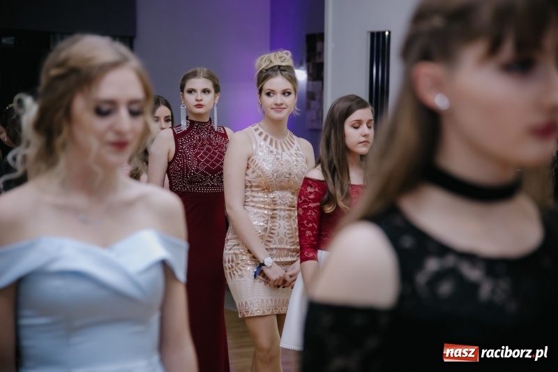 Zdjęcie w galerii na portalu naszraciborz.pl: Mechanik bawi się w Bravo FOTO i WIDEO wiadomości z regionu