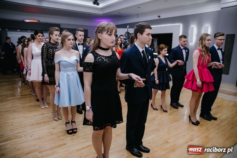 Zdjęcie w galerii na portalu naszraciborz.pl: Mechanik bawi się w Bravo FOTO i WIDEO wiadomości z regionu