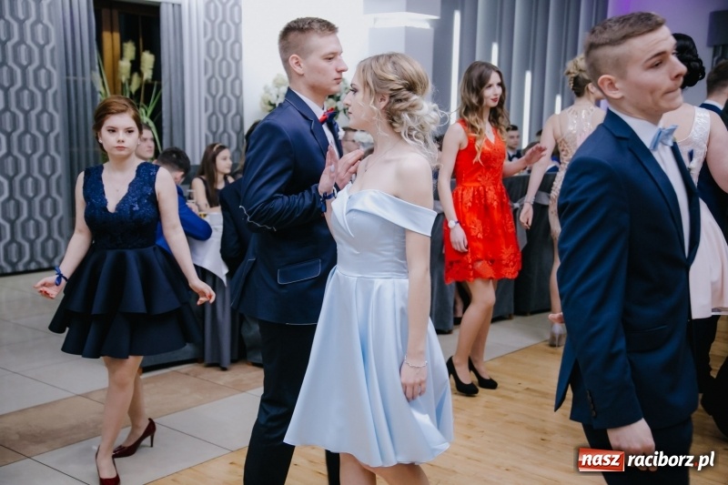 Zdjęcie w galerii na portalu naszraciborz.pl: Mechanik bawi się w Bravo FOTO i WIDEO wiadomości z regionu