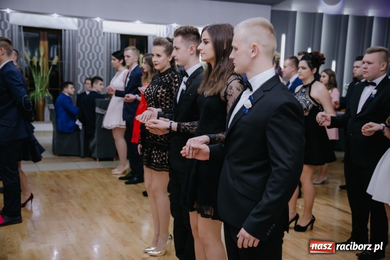 Zdjęcie w galerii na portalu naszraciborz.pl: Mechanik bawi się w Bravo FOTO i WIDEO wiadomości z regionu