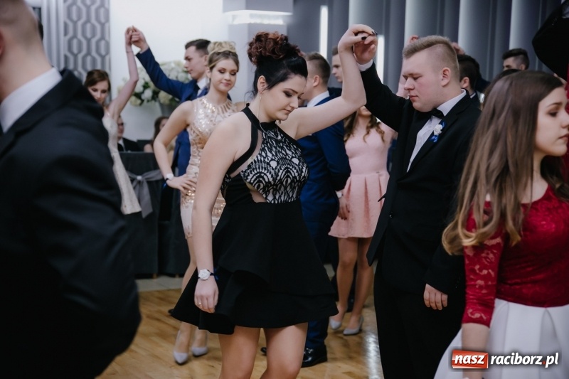 Zdjęcie w galerii na portalu naszraciborz.pl: Mechanik bawi się w Bravo FOTO i WIDEO wiadomości z regionu