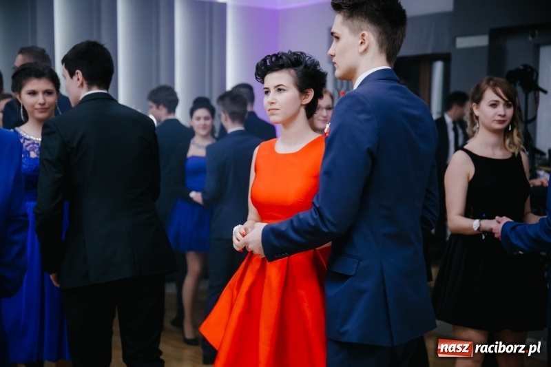 Zdjęcie w galerii na portalu naszraciborz.pl: Mechanik bawi się w Bravo FOTO i WIDEO wiadomości z regionu