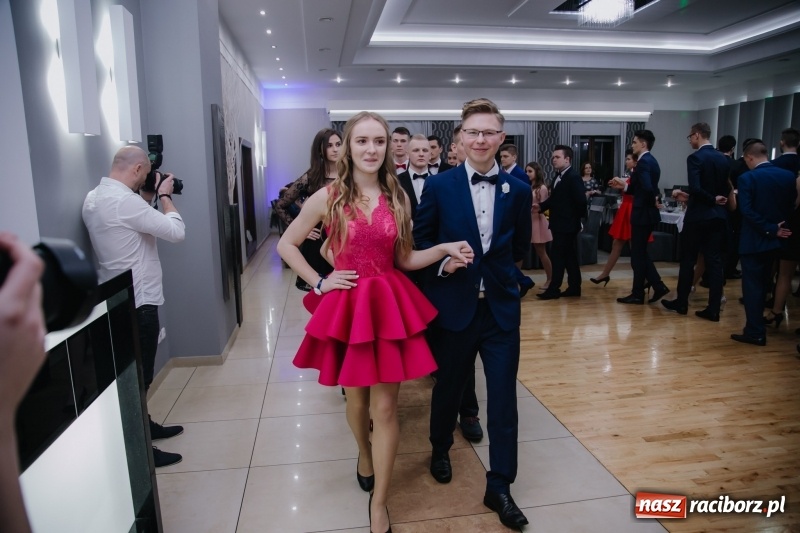 Zdjęcie w galerii na portalu naszraciborz.pl: Mechanik bawi się w Bravo FOTO i WIDEO wiadomości z regionu