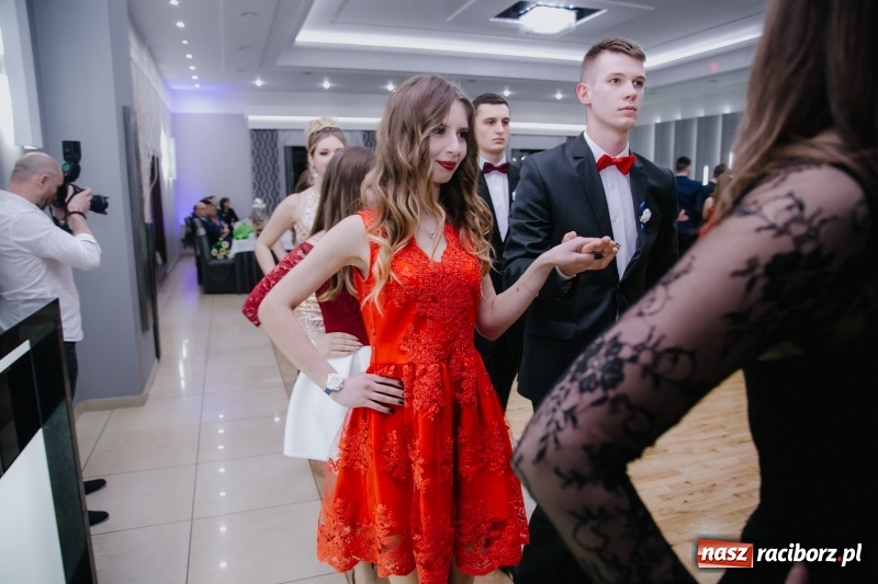 Zdjęcie w galerii na portalu naszraciborz.pl: Mechanik bawi się w Bravo FOTO i WIDEO wiadomości z regionu