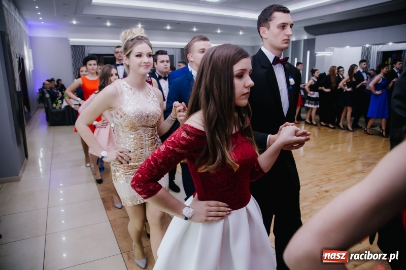 Zdjęcie w galerii na portalu naszraciborz.pl: Mechanik bawi się w Bravo FOTO i WIDEO wiadomości z regionu