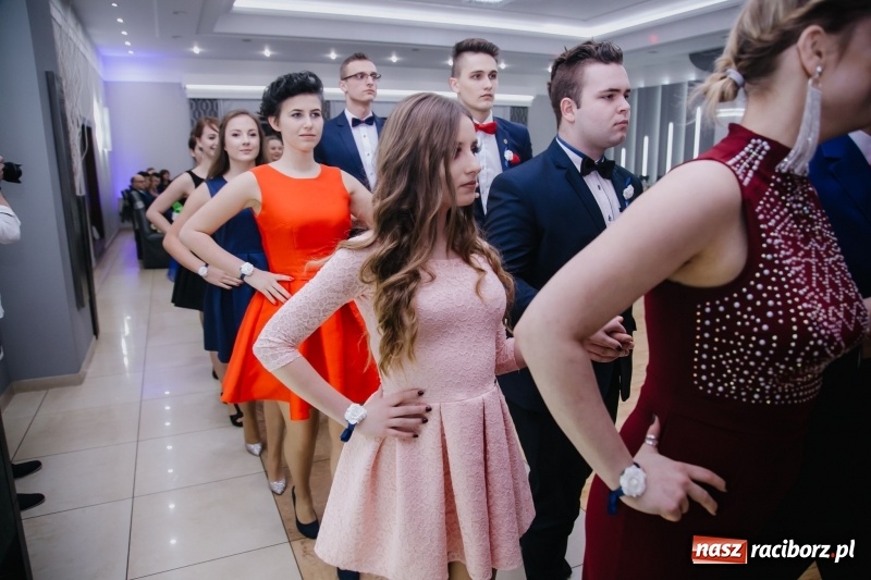 Zdjęcie w galerii na portalu naszraciborz.pl: Mechanik bawi się w Bravo FOTO i WIDEO wiadomości z regionu