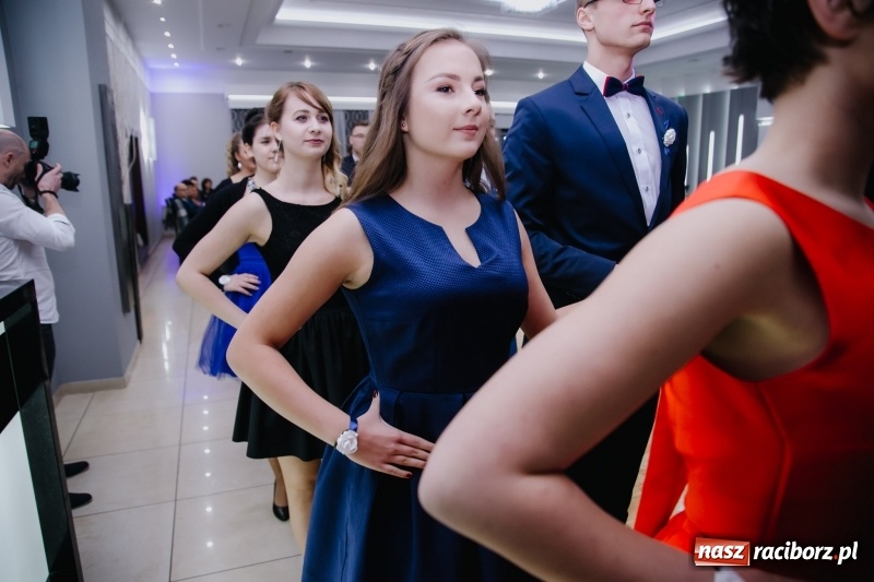 Zdjęcie w galerii na portalu naszraciborz.pl: Mechanik bawi się w Bravo FOTO i WIDEO wiadomości z regionu