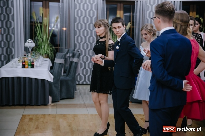 Zdjęcie w galerii na portalu naszraciborz.pl: Mechanik bawi się w Bravo FOTO i WIDEO wiadomości z regionu