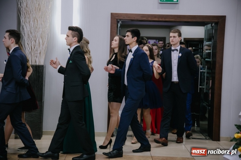 Zdjęcie w galerii na portalu naszraciborz.pl: Mechanik bawi się w Bravo FOTO i WIDEO wiadomości z regionu