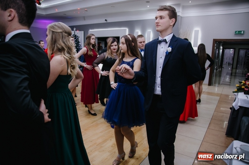 Zdjęcie w galerii na portalu naszraciborz.pl: Mechanik bawi się w Bravo FOTO i WIDEO wiadomości z regionu