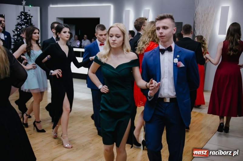 Zdjęcie w galerii na portalu naszraciborz.pl: Mechanik bawi się w Bravo FOTO i WIDEO wiadomości z regionu