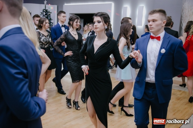 Zdjęcie w galerii na portalu naszraciborz.pl: Mechanik bawi się w Bravo FOTO i WIDEO wiadomości z regionu