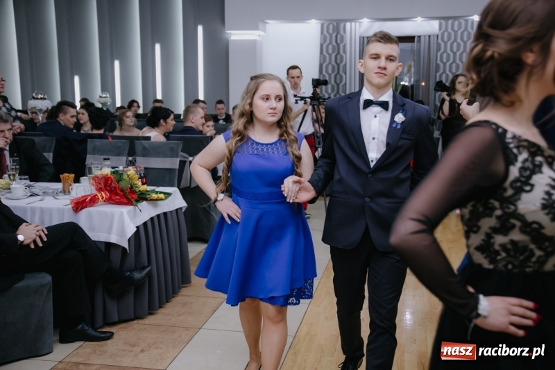 Zdjęcie w galerii na portalu naszraciborz.pl: Mechanik bawi się w Bravo FOTO i WIDEO wiadomości z regionu