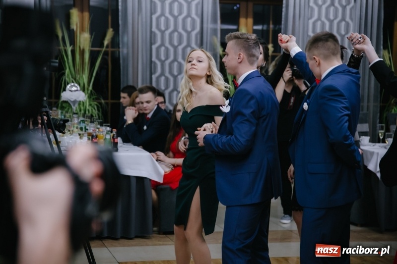 Zdjęcie w galerii na portalu naszraciborz.pl: Mechanik bawi się w Bravo FOTO i WIDEO wiadomości z regionu