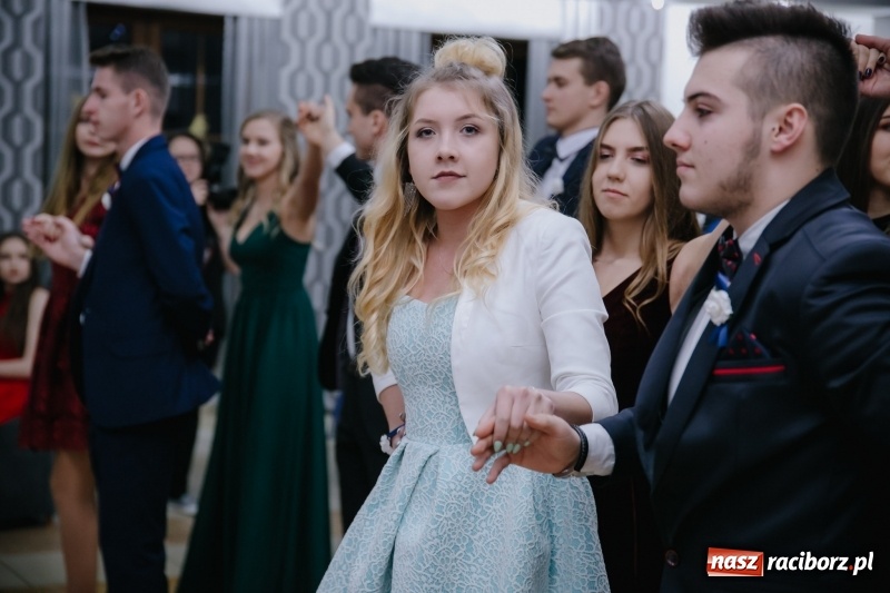 Zdjęcie w galerii na portalu naszraciborz.pl: Mechanik bawi się w Bravo FOTO i WIDEO wiadomości z regionu