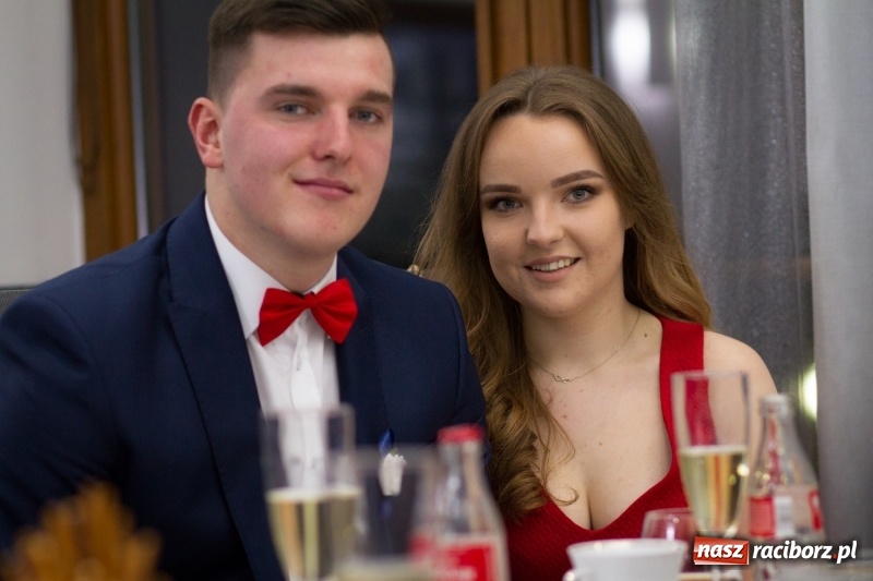 Zdjęcie w galerii na portalu naszraciborz.pl: Mechanik bawi się w Bravo FOTO i WIDEO wiadomości z regionu