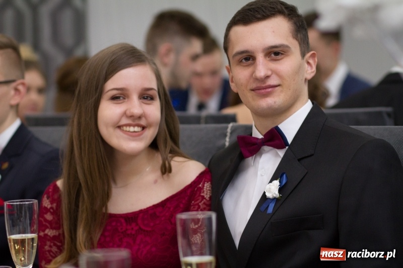 Zdjęcie w galerii na portalu naszraciborz.pl: Mechanik bawi się w Bravo FOTO i WIDEO wiadomości z regionu