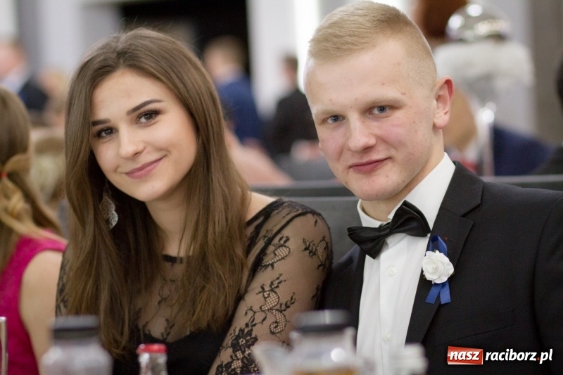 Zdjęcie w galerii na portalu naszraciborz.pl: Mechanik bawi się w Bravo FOTO i WIDEO wiadomości z regionu