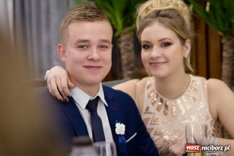 Zdjęcie w galerii na portalu naszraciborz.pl: Mechanik bawi się w Bravo FOTO i WIDEO wiadomości z regionu